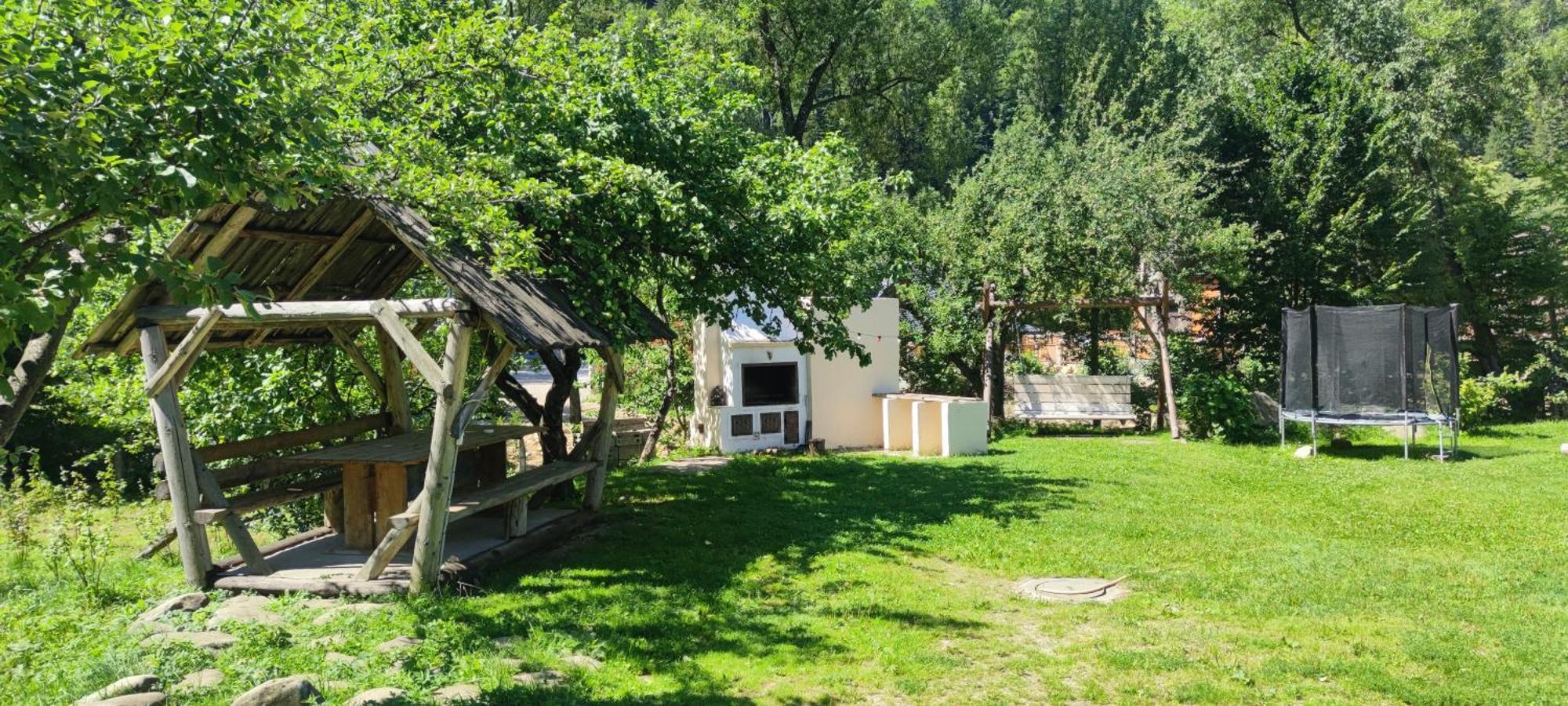 Arnika Tatariv Otel Dış mekan fotoğraf
