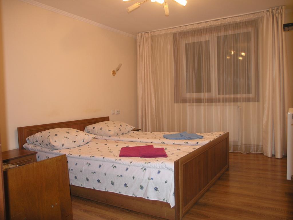 Arnika Tatariv Otel Dış mekan fotoğraf